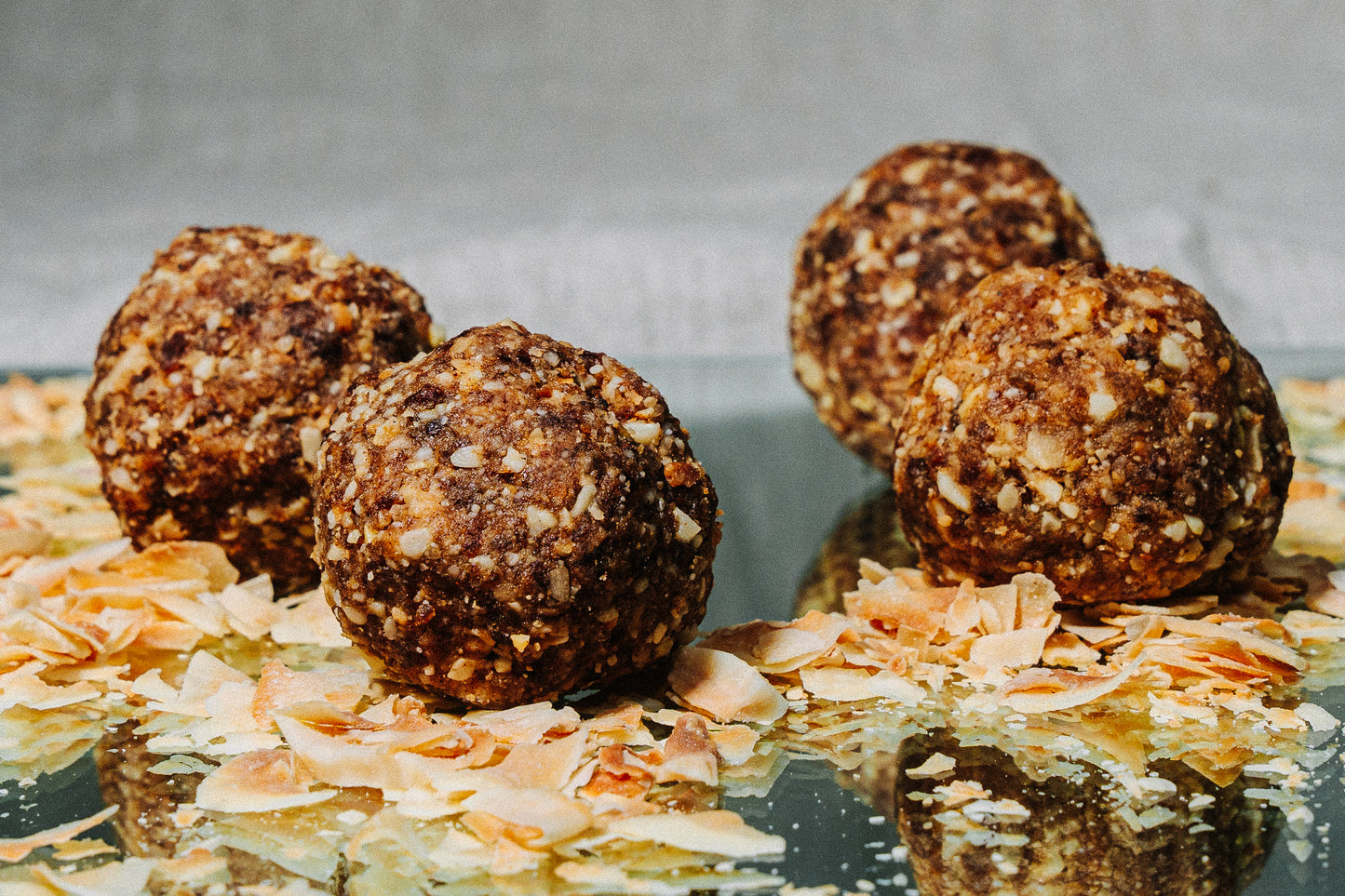 COCONUT CASHEW COOKIE